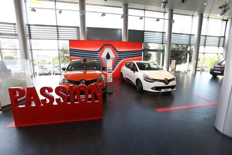 Bassoul Heneine Renault Concept Store Grand Opening